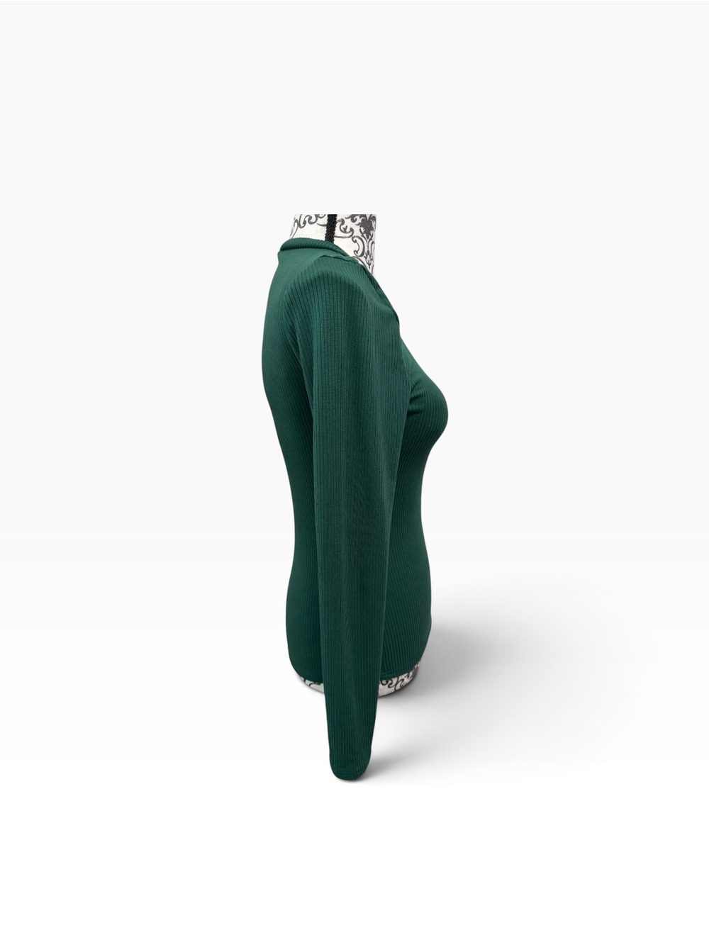 Express Ribbed Long-Sleeve Crewneck Top - Picture 4 of 7